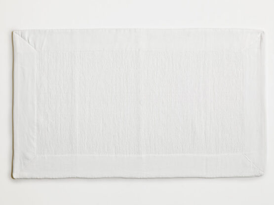 Badvorleger BASIC Frame aus Leinen und Faser-Mix in Weiss von Klomfar - 60x100 cm